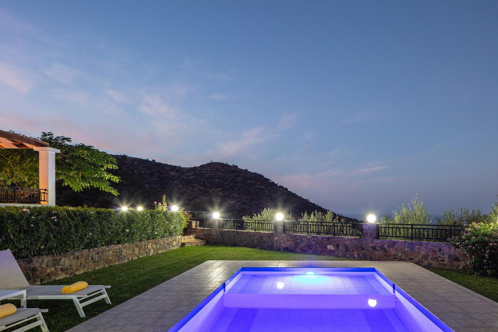 Real Dream Villas, Cretan Gems With Seaviews, By Thinkvilla Bali  Luaran gambar